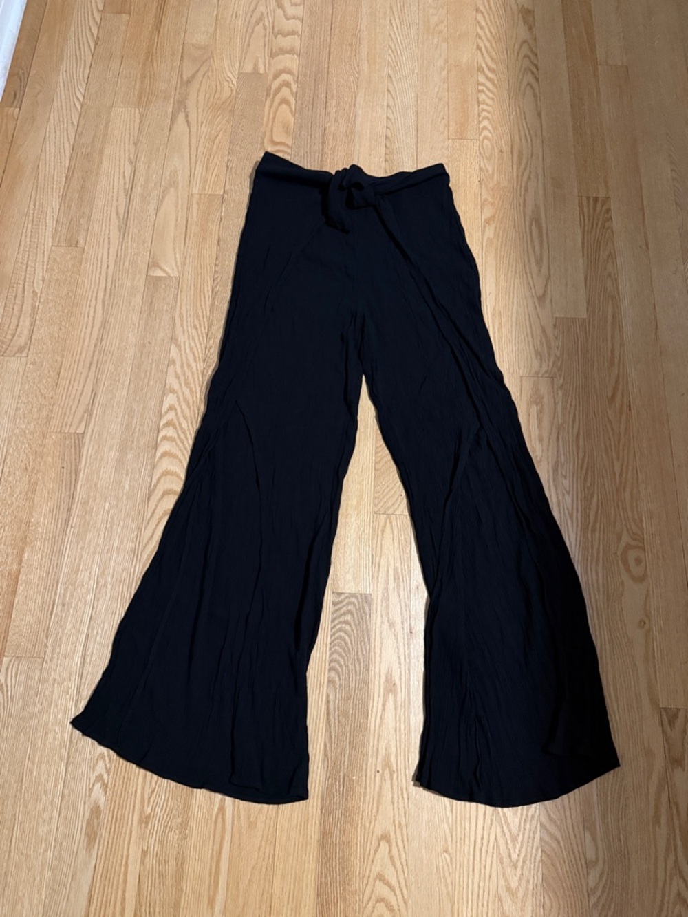 Kona Sol Black Wide-Leg Tie-Waist Pants